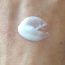 Swatch de Eatmacaroons : Après-Soleil 3 en 1 - Protectyl Végétal, YVES ROCHER