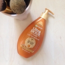 Swatch de Eatmacaroons : Lait Corps Réparateur Trésors de Miel Ultra Doux, Garnier