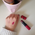 Swatch de Eatmacaroons : Lasting Finish Matte Kate Moss, Rimmel london
