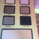 Swatch de Lilir : Coffret Best Year Ever 2018, Too Faced