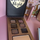 Swatch de Lilir : Coffret Best Year Ever 2018, Too Faced