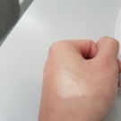 Swatch de Choups31 : Radiant Touch Creamy Stick Highlighter, Kiko