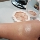 Swatch de Choups31 : Killawatt Freestyle Highlighter - Enlumineur, Fenty Beauty by Rihanna