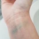 Swatch de Choups31 : Colour Sphere Eyeshadow, Kiko