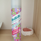 Swatch de Ninis08 : Shampoing Sec Original, Batiste