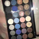 Swatch de floramakeup : Make up palette satin & mat, Miss Cop