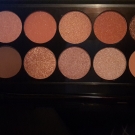 Swatch de NinaBeauty : I-Divine Peach Perfect, Sleek MakeUP