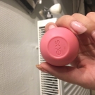 Swatch de siruun : Baume à Lèvres Smoothie Sphere Lip Balm, Eos
