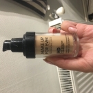 Swatch de siruun : Fond de Teint HD - Fond de Teint Couvrance Invisible, Make Up For Ever