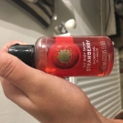 Swatch de siruun : Gel Douche Fraise, The Body Shop