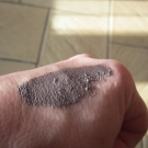 Swatch de Mary47 : Ombre Crème Satinée, Shiseido