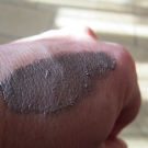 Swatch de Mary47 : Ombre Crème Satinée, Shiseido