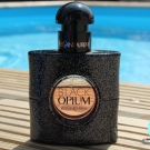 Swatch de Iletaitunebrune : Black Opium Eau de parfum, Yves Saint Laurent
