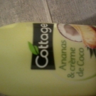 Swatch de lollipops : Douche lait énergisante Ananas Crème de Coco, Cottage