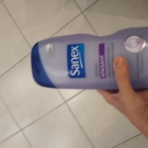 Swatch de lollipops : Dermo Apaisant Gel Lavant, Sanex