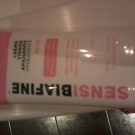 Swatch de lollipops : Crème visage apaisante hydratante, SENSI-BIAFINE