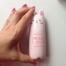 Swatch de nadia : Brume Hydratante Pocket Bunny, Tonymoly