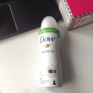 Swatch de nadia : Déodorant Dove Invisible Dry Compressé, Dove