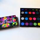 Swatch de nadia : Electric Pressed Pigment Palette, Urban Decay