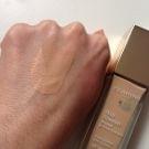 Swatch de nadia : Skin Illusion SPF 10, Clarins