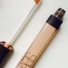 Swatch de nadia : Radiant Creamy Concealer - Anti-Cernes Eclat, Nars
