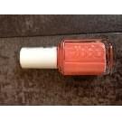 Swatch de nadia : Vernis, Essie