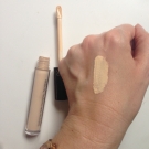 Swatch de nadia : Anticernes haute couvrance - Fini naturel, Sephora