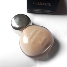 Swatch de Douceurapaillettes : L'Essentiel - Fond de teint éclat naturel tenue 16h - IP 20, Guerlain