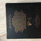 Swatch de Douceurapaillettes : Savin - black pepper & ginseng, Baylis & Harding