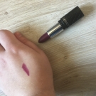 Swatch de Douceurapaillettes : Rouge à lèvres mat 24h, Lovely Pop