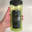 Swatch de Douceurapaillettes : Gel douche lendemain difficile, Axe