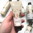 Swatch de Douceurapaillettes : Crème mains - vanille blanche, Yves Rocher