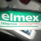 Swatch de Sarah22 : Dentifrice Elmex Sensitive au fluorure d'amines Olafluor de Elmex, Elmex