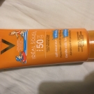 Swatch de Sarah22 : Capital Soleil Lait Hydratant Visage et corps SPF 30, Vichy