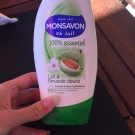 Swatch de From.kat : Gel Douche 100% essentiel lait et amande douce, Mon savon