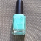 Swatch de From.kat : Nail lacquer - Vernis action fortifiante et durcissante, Kiko