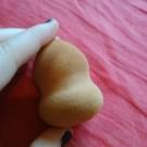 Swatch de laumake-up : Eponge physionomiste - Les Accessoires Maquillage, YVES ROCHER