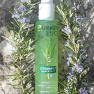 Swatch de Naty30G : Gel nettoyant detoxifiant, Garnier