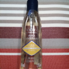 Swatch de Ario222 : Huile démaquillante à huile essentielle immortelle, L'Occitane