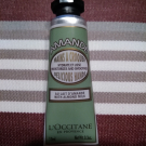 Swatch de Ario222 : Crème Mains à Croquer Amande, L'Occitane