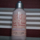 Swatch de Ario222 : Fleur de cerisier lait perlé, L'Occitane