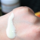 Swatch de ChoupnBeauty : Crème de Douche à la Grenade, Weleda