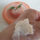 Swatch de lesenviesdetalie : Beurre corporel pêche de vigne, The Body Shop