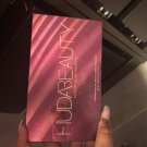 Swatch de algerinajolie : Desert Dusk Eyeshadow Palette - Palette de fards à paupières, Huda Beauty