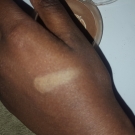 Swatch de shoppinggirl : Poudre compacte, Modelite