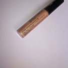 Swatch de shoppinggirl : Away We Glow - Illuminateur de Teint Liquide, NYX