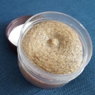 Swatch de Mamenfolie : Gommage Crushed Cabernet, Caudalie