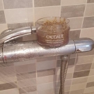 Swatch de Mamenfolie : Gommage Crushed Cabernet, Caudalie