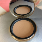 Swatch de alyson078 : Chocolate Soleil Bronzer - Poudre Bronzante, Too Faced