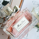 Swatch de alyson078 : Miss Dior Eau De Parfum, Dior